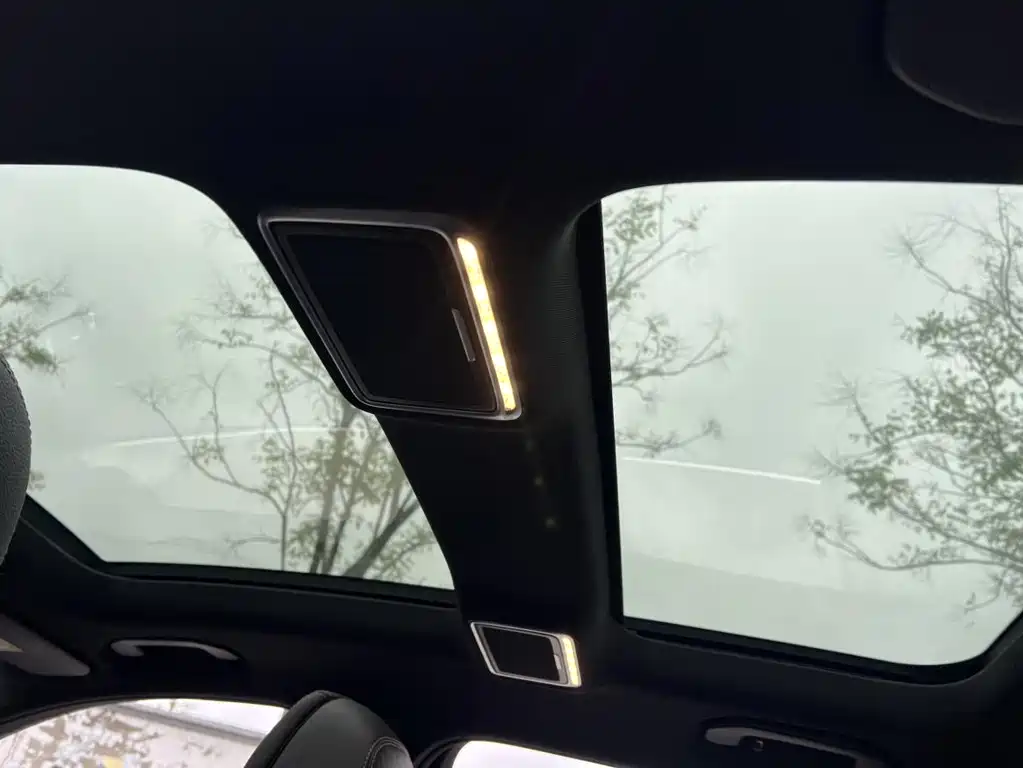 Mercedes-Benz GLC — миниатюра 13