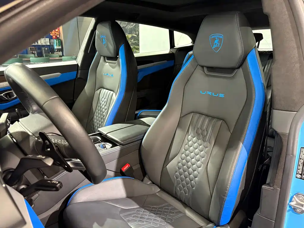 Lamborghini Urus — миниатюра 29
