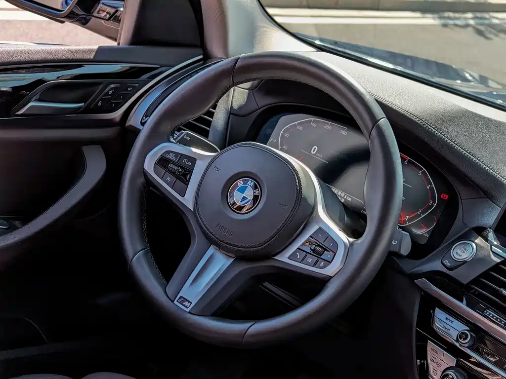 BMW X3 — миниатюра 6