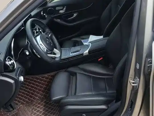 Mercedes-Benz C-Class — миниатюра 2