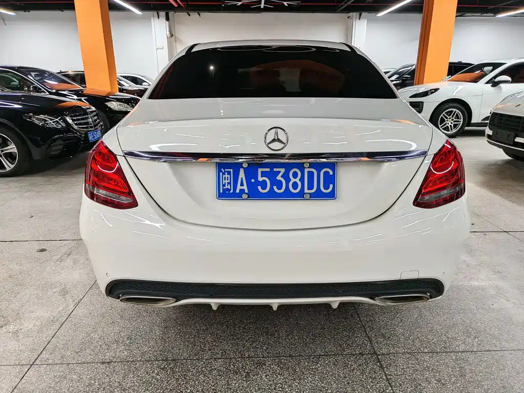 Mercedes-Benz C-Class — миниатюра 5