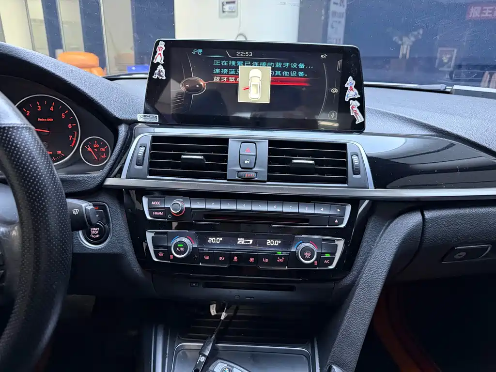 BMW 3 Series — миниатюра 10