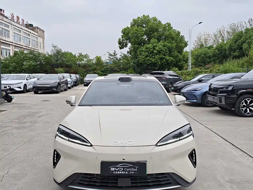 BYD Seal 07 DM-i — миниатюра 2
