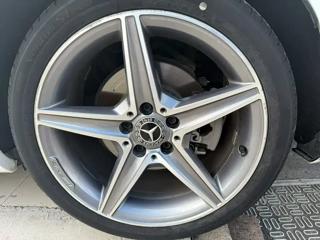 Mercedes-Benz C-Class — миниатюра 9