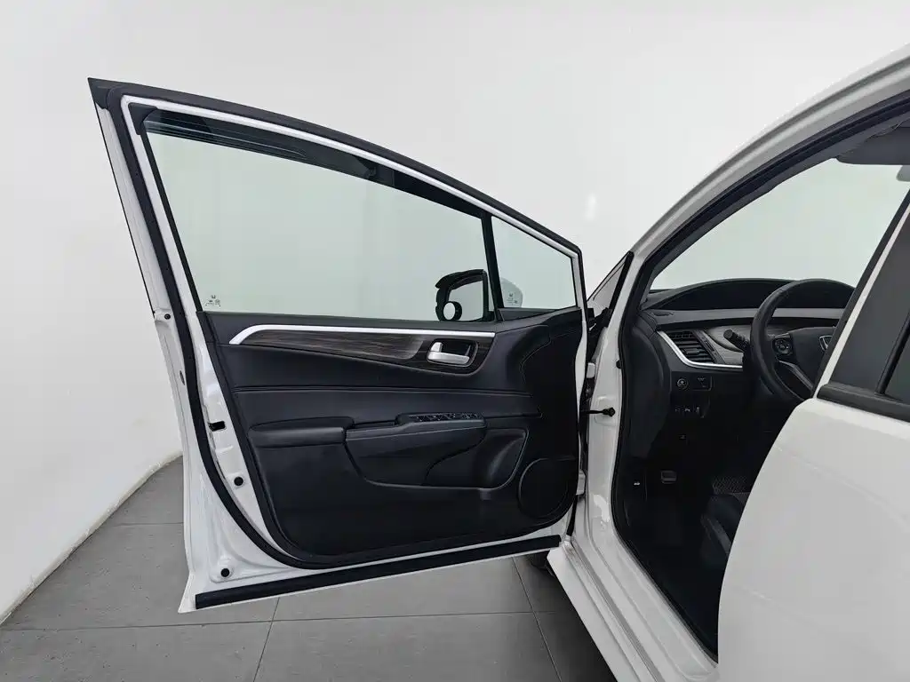 Honda Jade — миниатюра 8