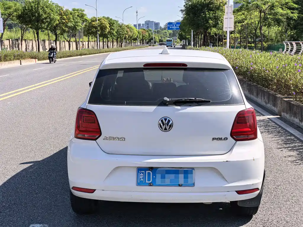 Volkswagen Polo — миниатюра 6