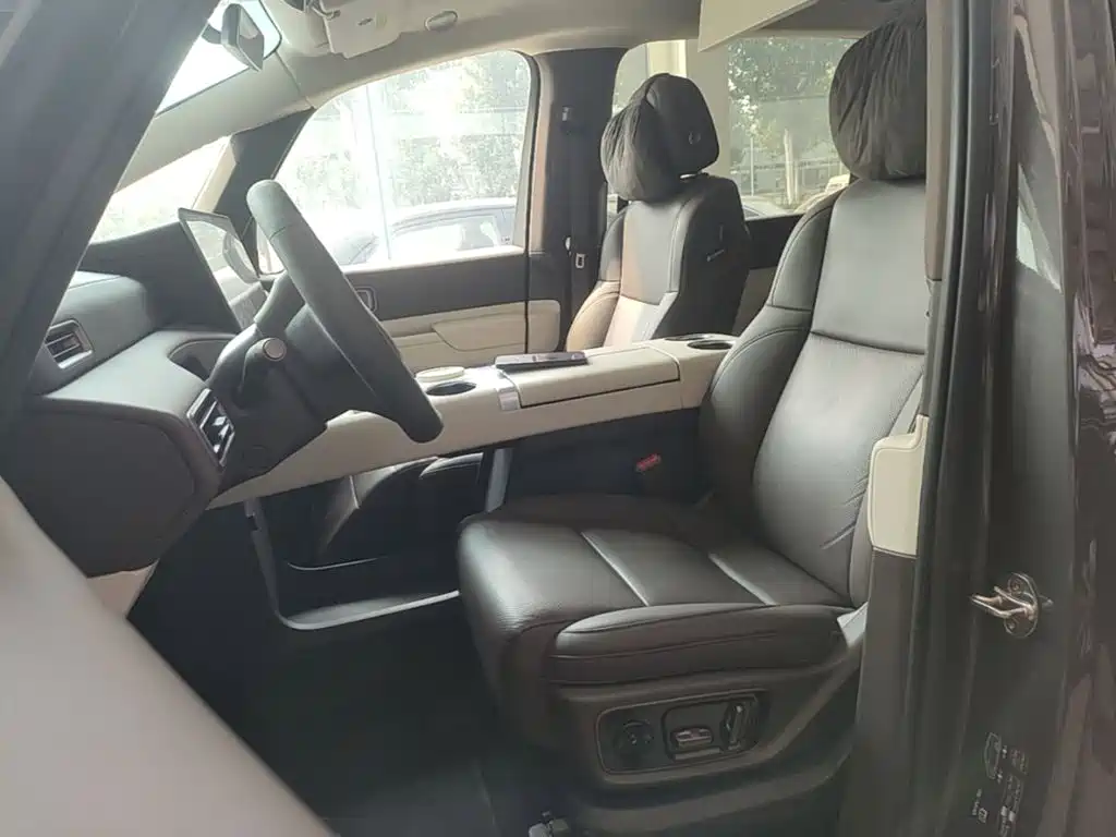 Li Auto Li MEGA — миниатюра 15