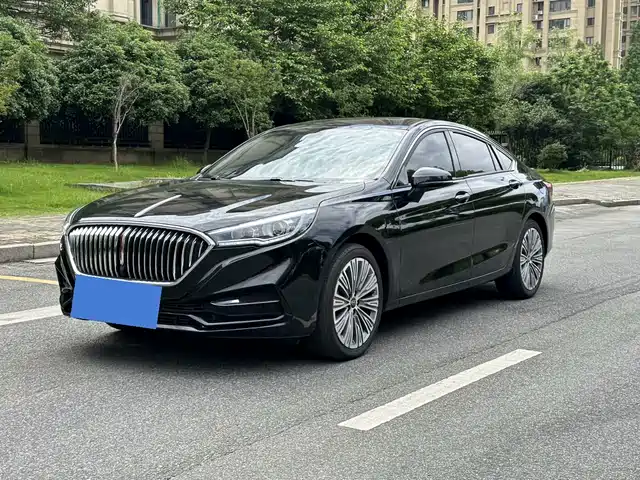 RED FLAG HONGQI H5 2022