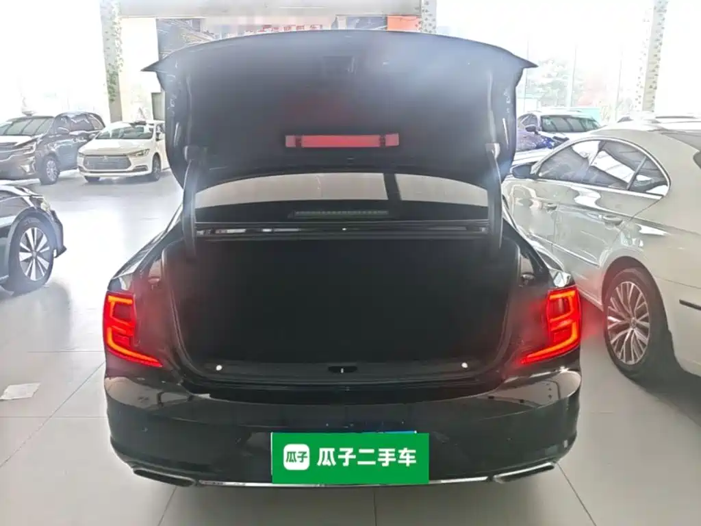 Volvo S90 — миниатюра 19
