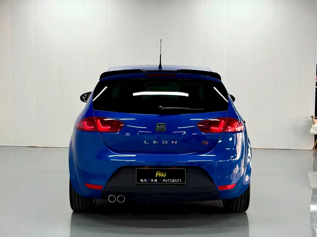 SEAT Leon — миниатюра 4