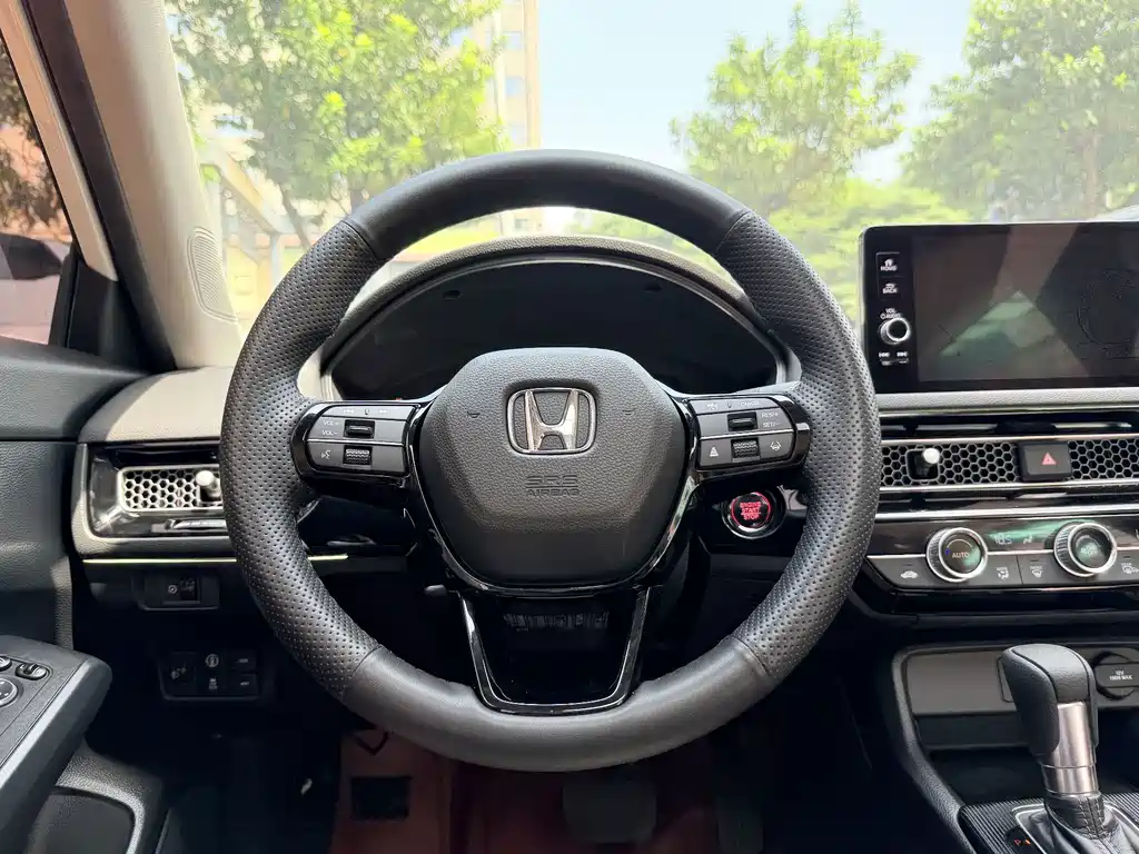 Honda Civic — миниатюра 13