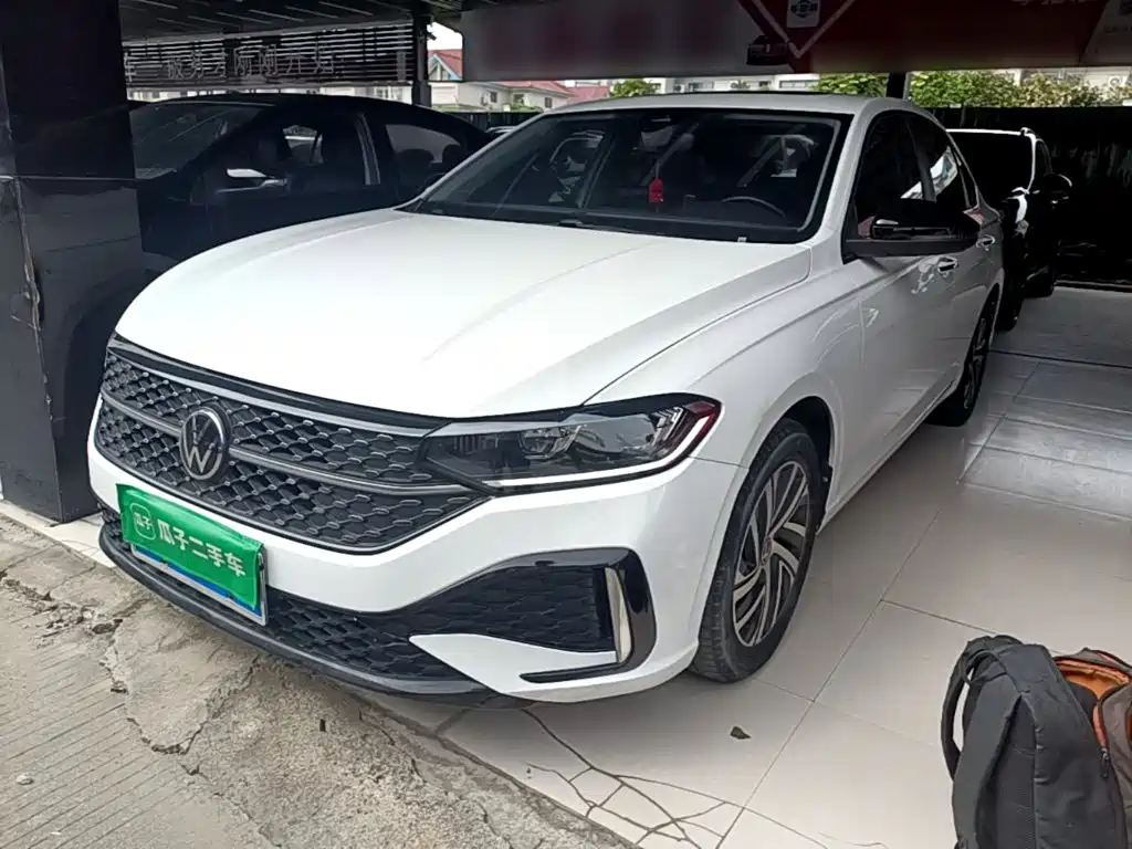 Volkswagen Lavida — миниатюра 2