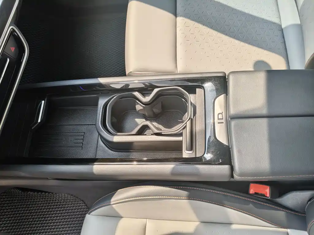Volkswagen ID.7 VIZZION — миниатюра 17