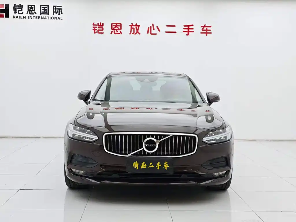Volvo S90 — миниатюра 2