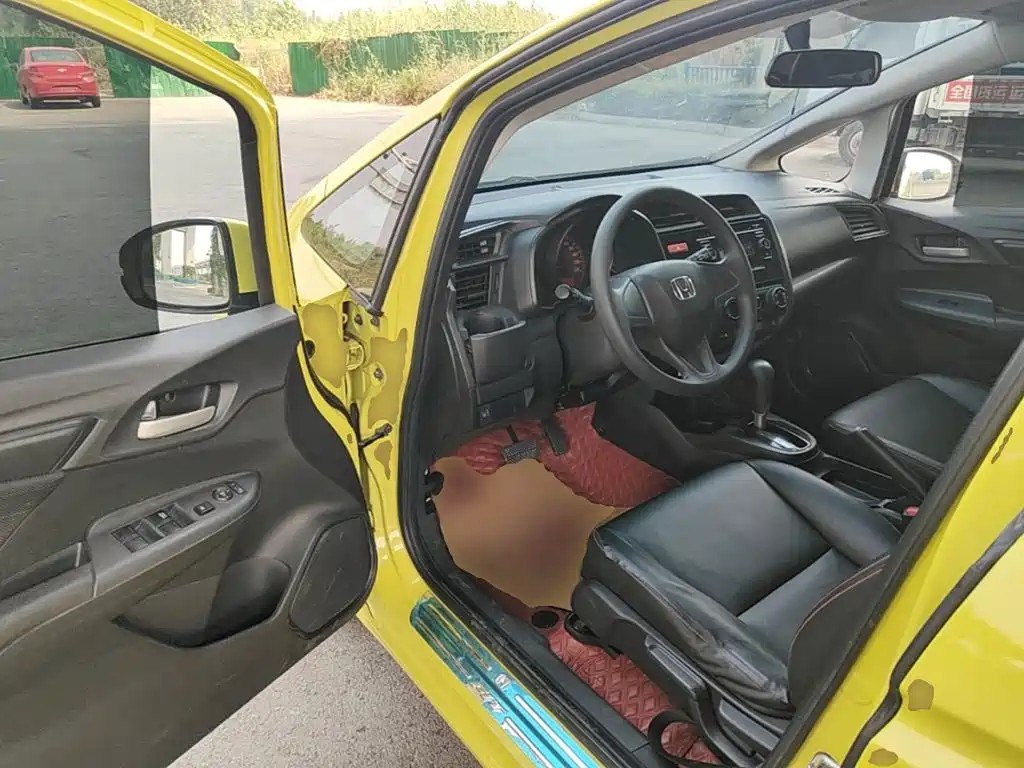 Honda Fit — миниатюра 16