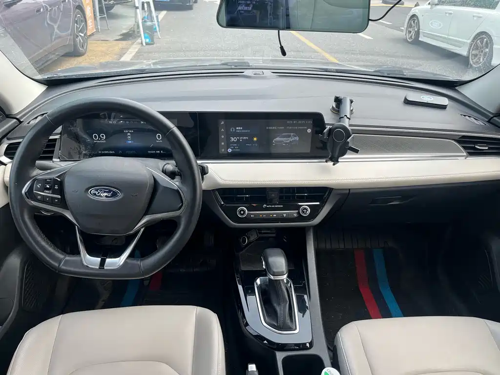Ford Escort — миниатюра 9