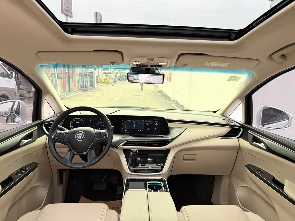 Buick GL8 — миниатюра 6
