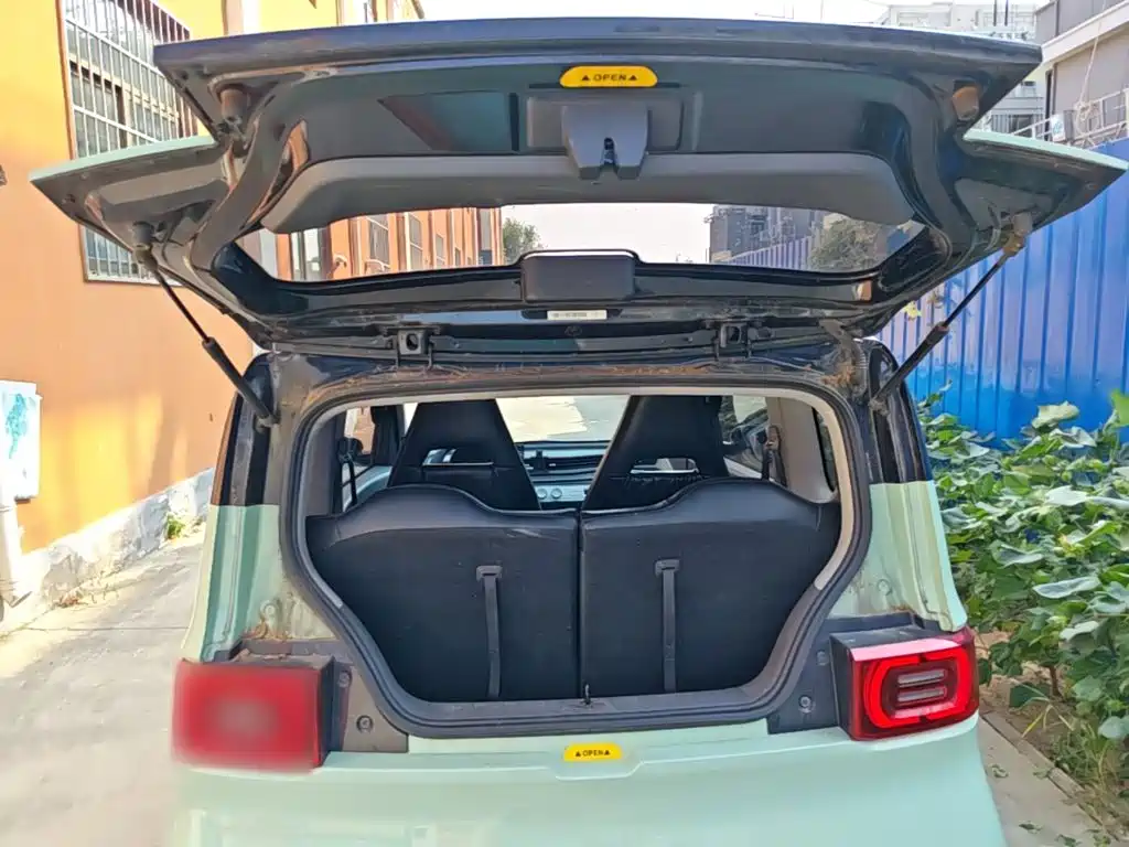 Wuling MINIEV — миниатюра 19