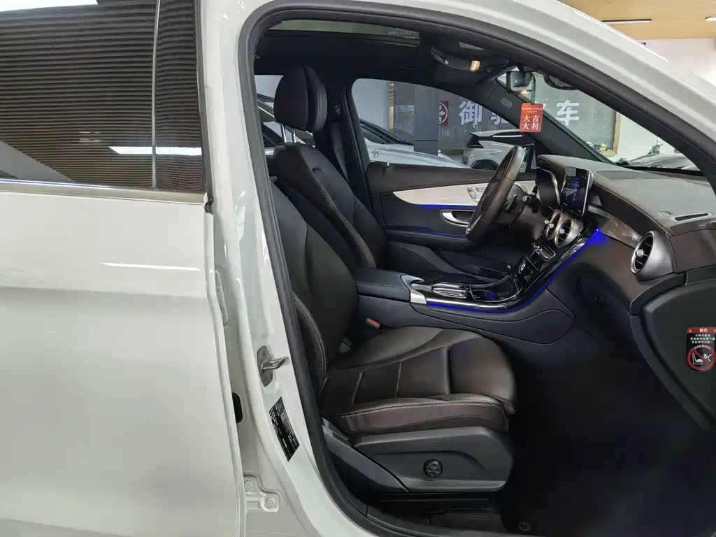 Mercedes-Benz GLC — миниатюра 10