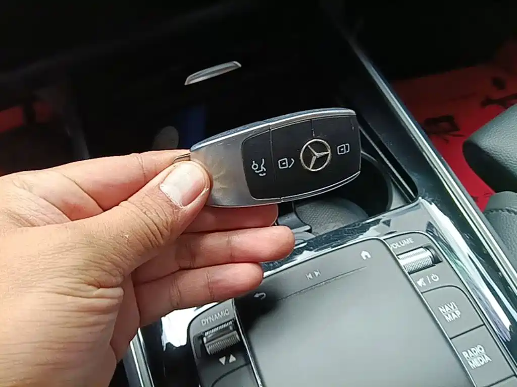 Mercedes-Benz EQB — миниатюра 9