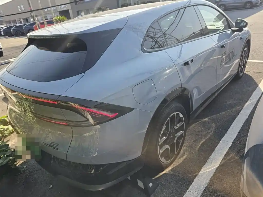 XPeng G7 — миниатюра 2
