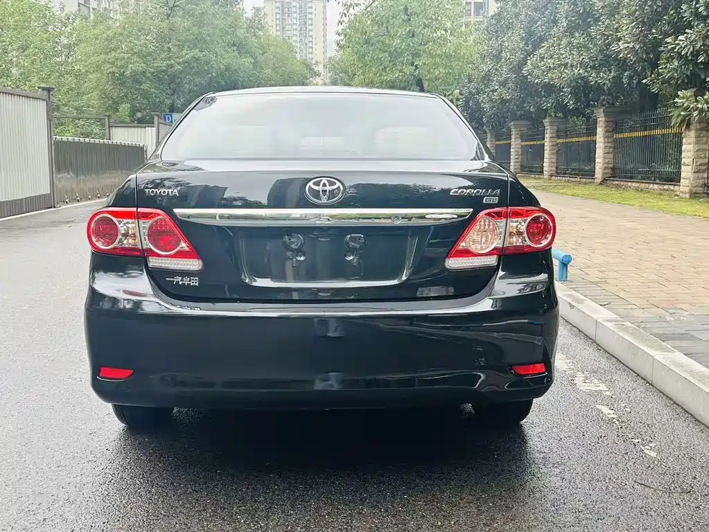 Toyota Corolla — миниатюра 6