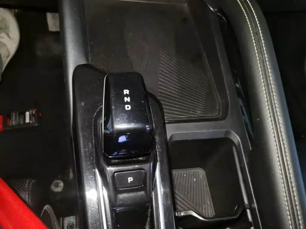 Geely Binyue — миниатюра 14