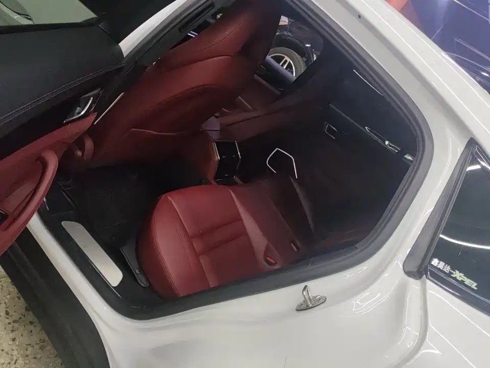 Porsche Panamera — миниатюра 15