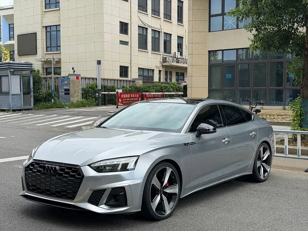Audi A5 (Import) — миниатюра 2