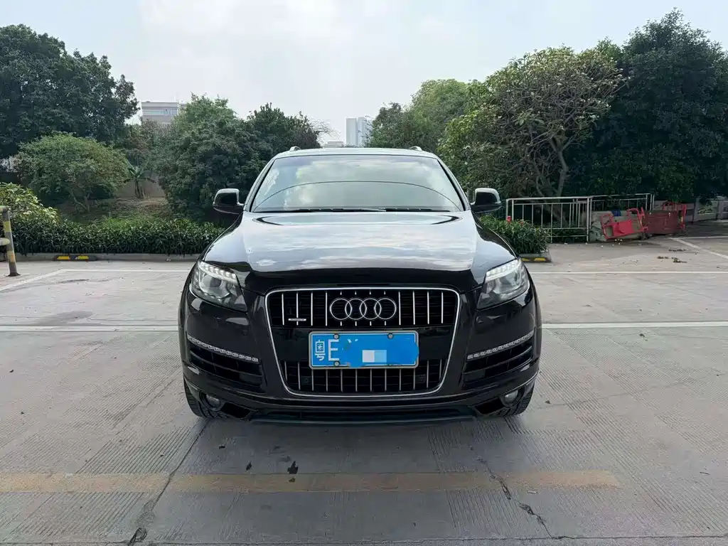 Audi Q7 2012 3.0 TFSI (200kW