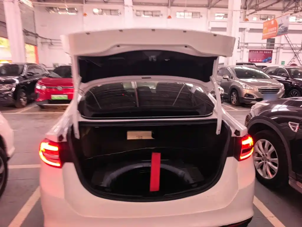 Ford Mondeo — миниатюра 19