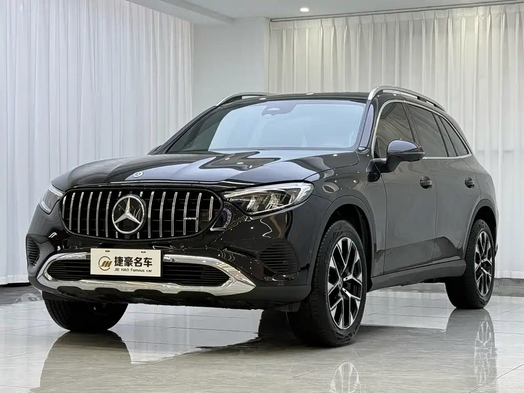Mercedes-Benz GLC 2025