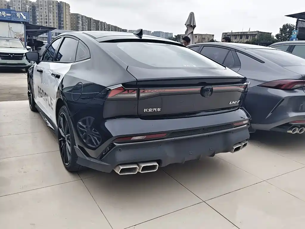 Changan UNI-V — миниатюра 15