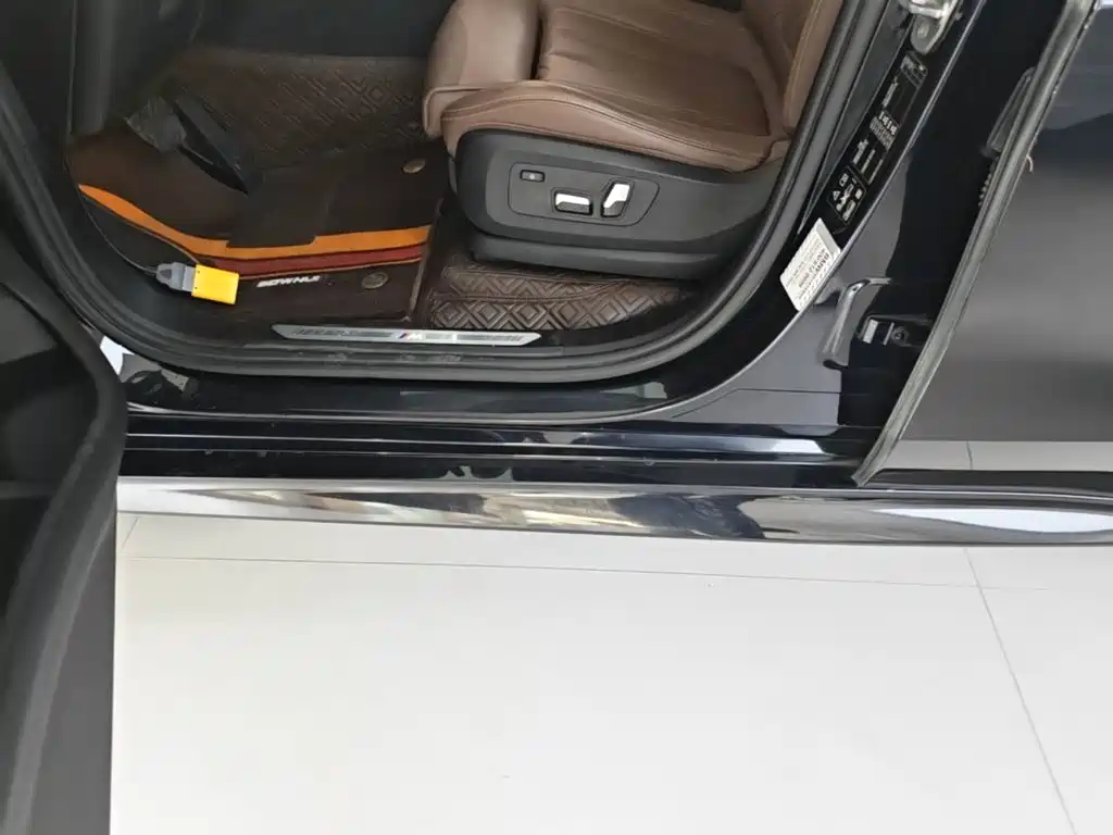 BMW X5 (Import) — миниатюра 22