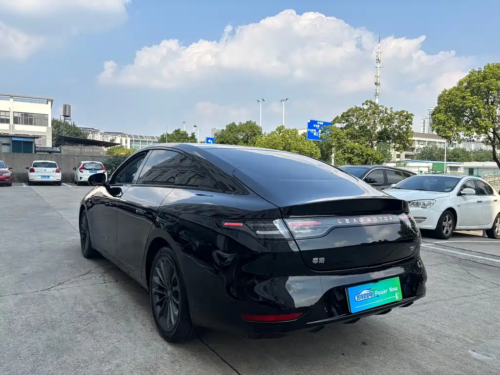 Leapmotor Leapmotor C01 — миниатюра 7
