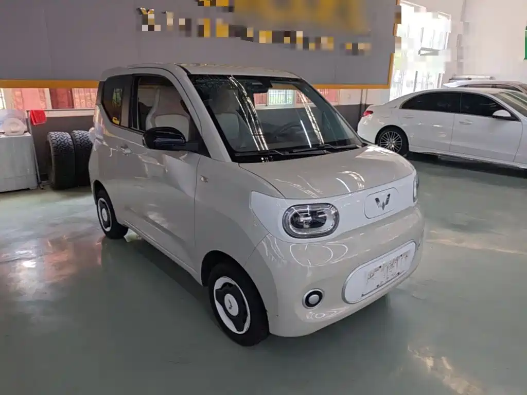 Wuling MINIEV — миниатюра 4