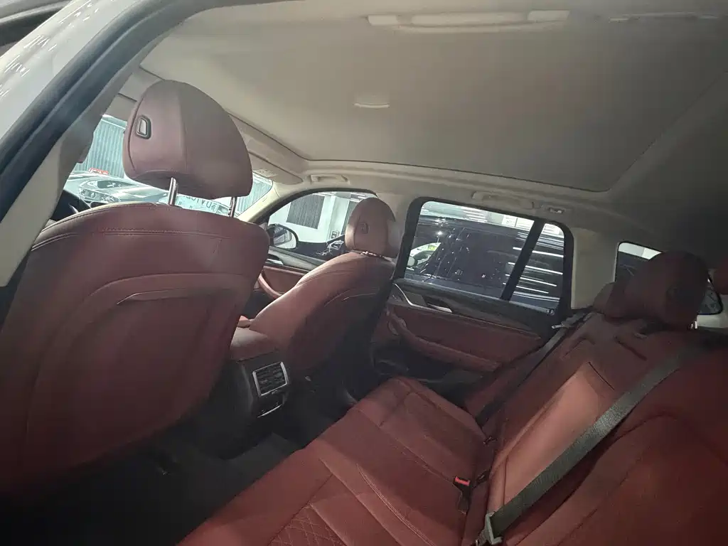 BMW X3 — миниатюра 8