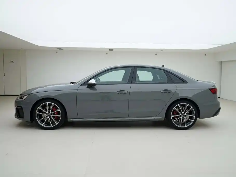 Audi S4 — миниатюра 3