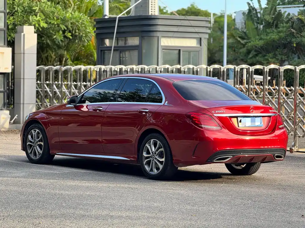 Mercedes-Benz C-Class — миниатюра 9