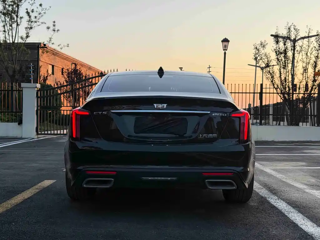 Cadillac CT5 — миниатюра 8
