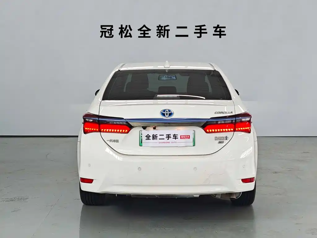 Toyota Corolla Hybrid — миниатюра 5