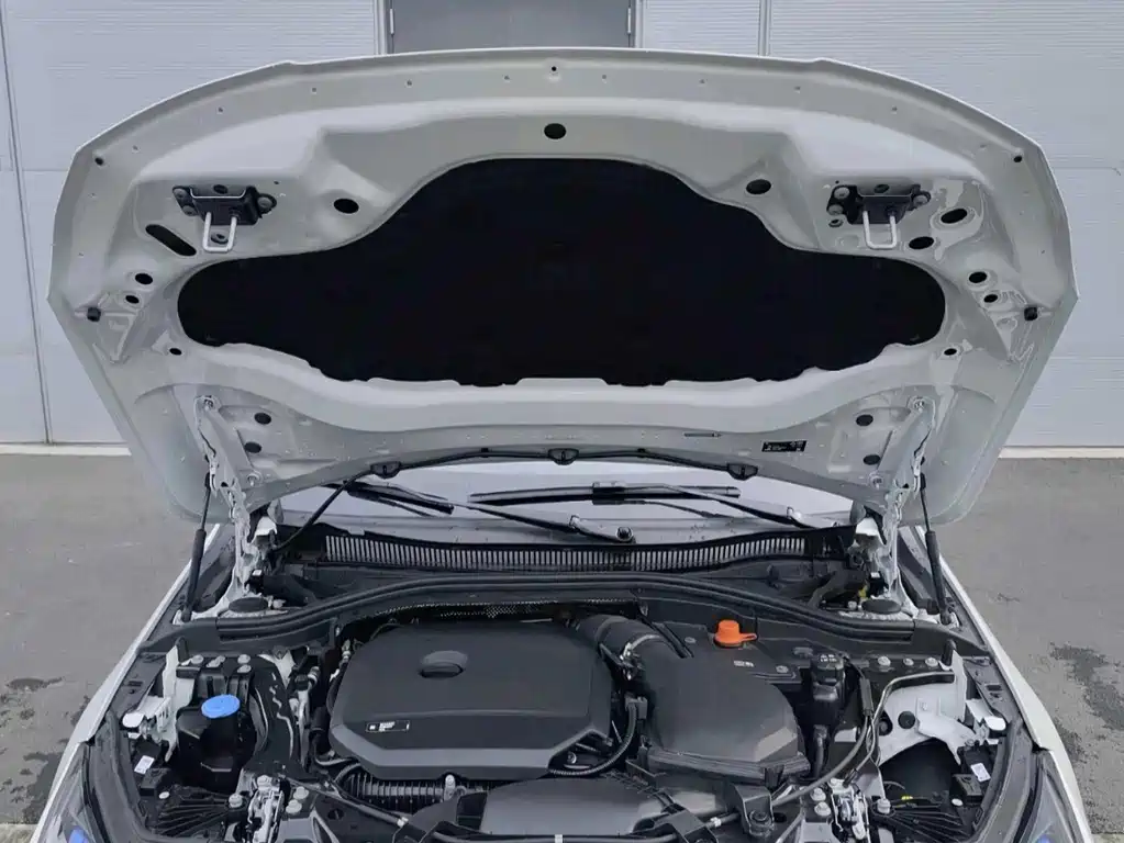 BMW 2 Series — миниатюра 13