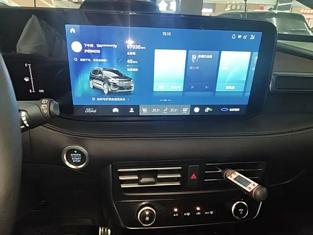 Ford Edge — миниатюра 13