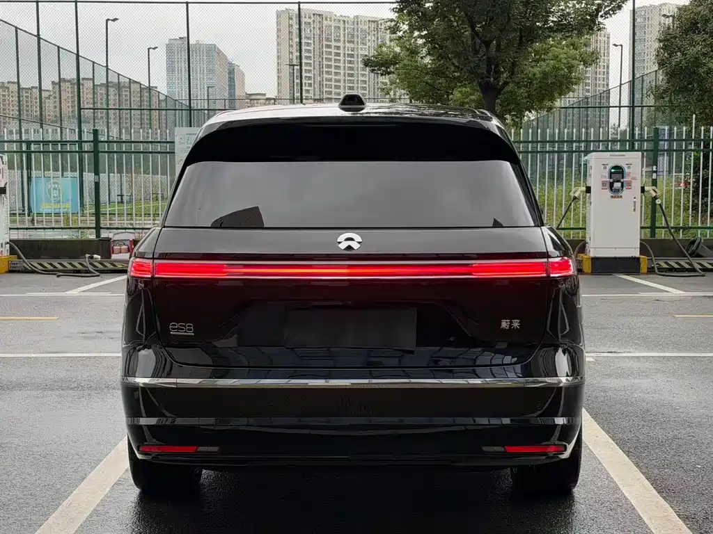 NIO ES8 — миниатюра 5