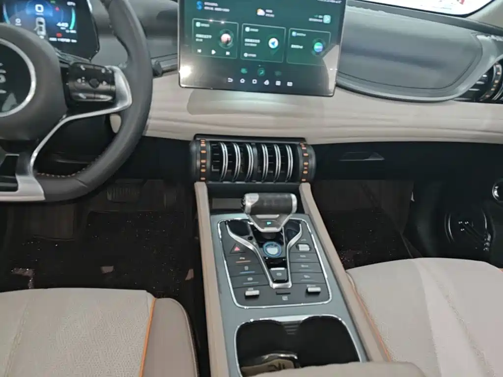 BYD Yuan Plus — миниатюра 14