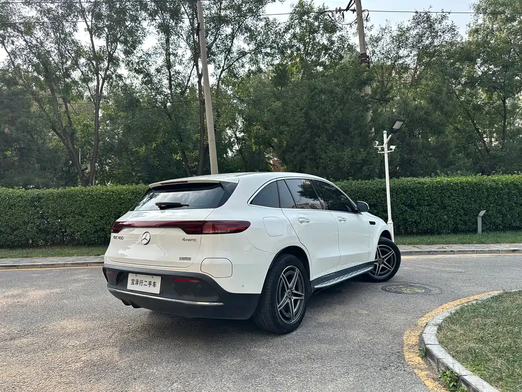 Mercedes-Benz EQC — миниатюра 4