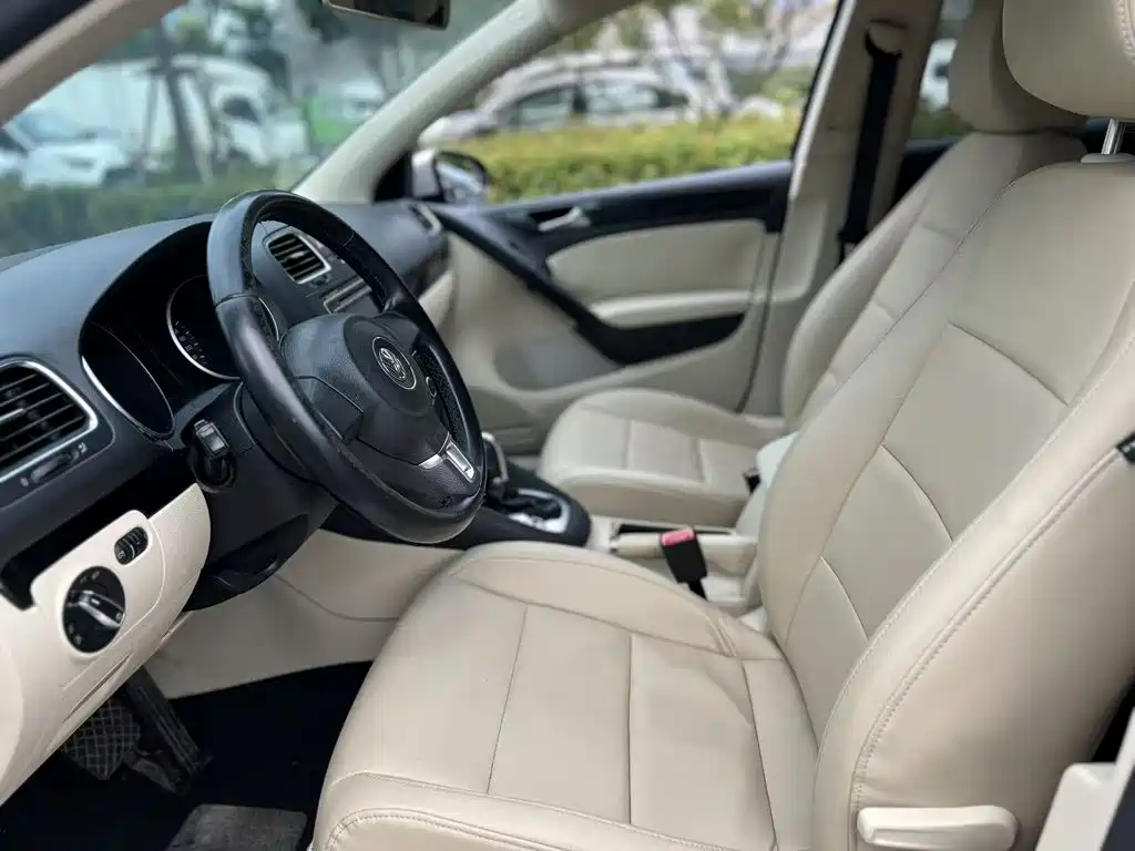 Volkswagen Golf — миниатюра 8