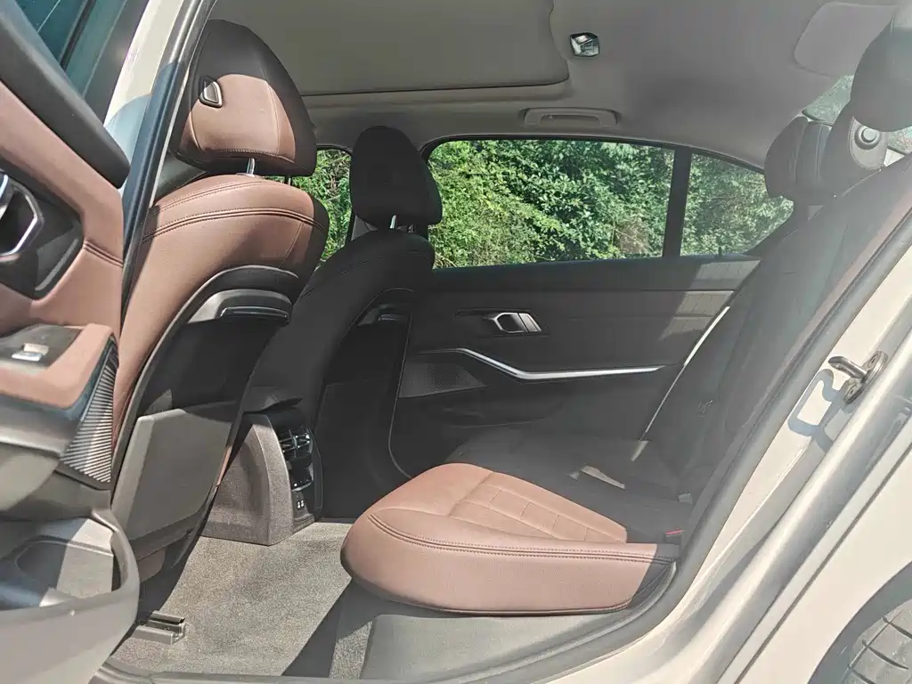 BMW 3 Series — миниатюра 5