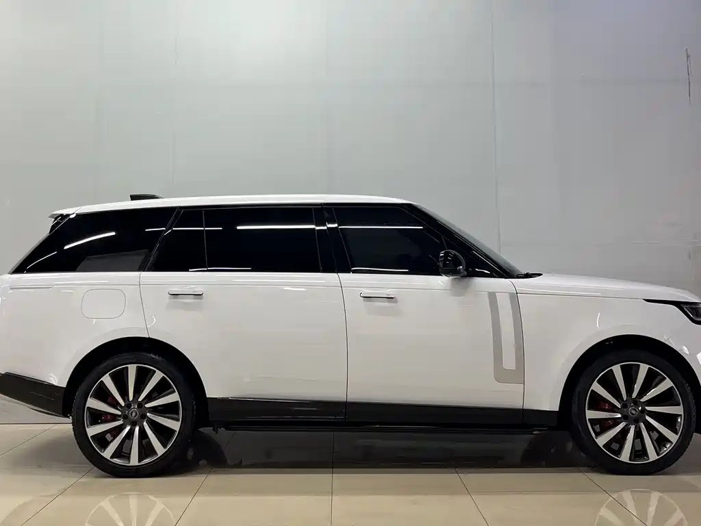 Land Rover Range Rover — миниатюра 4