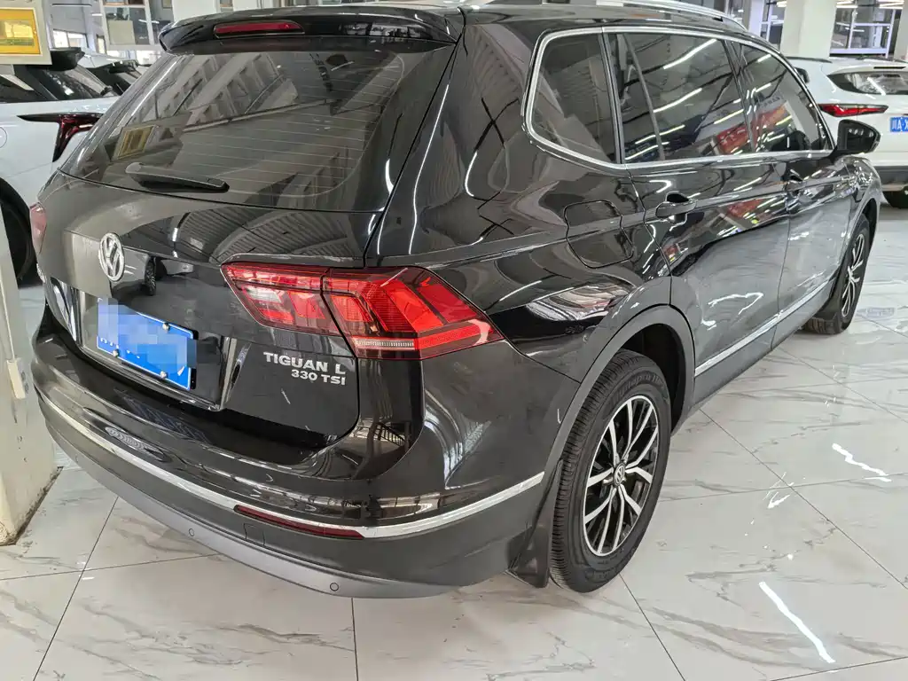Volkswagen Tiguan L — миниатюра 6